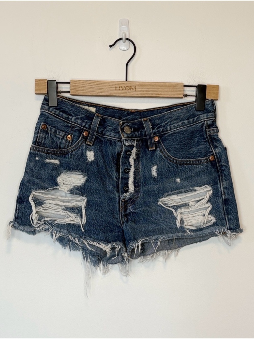 Levi’s premium denim 501 shorts , sz: 24